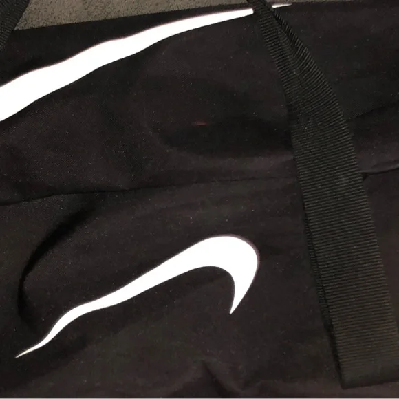 Nike Bat Bag - Picture 5 of 7